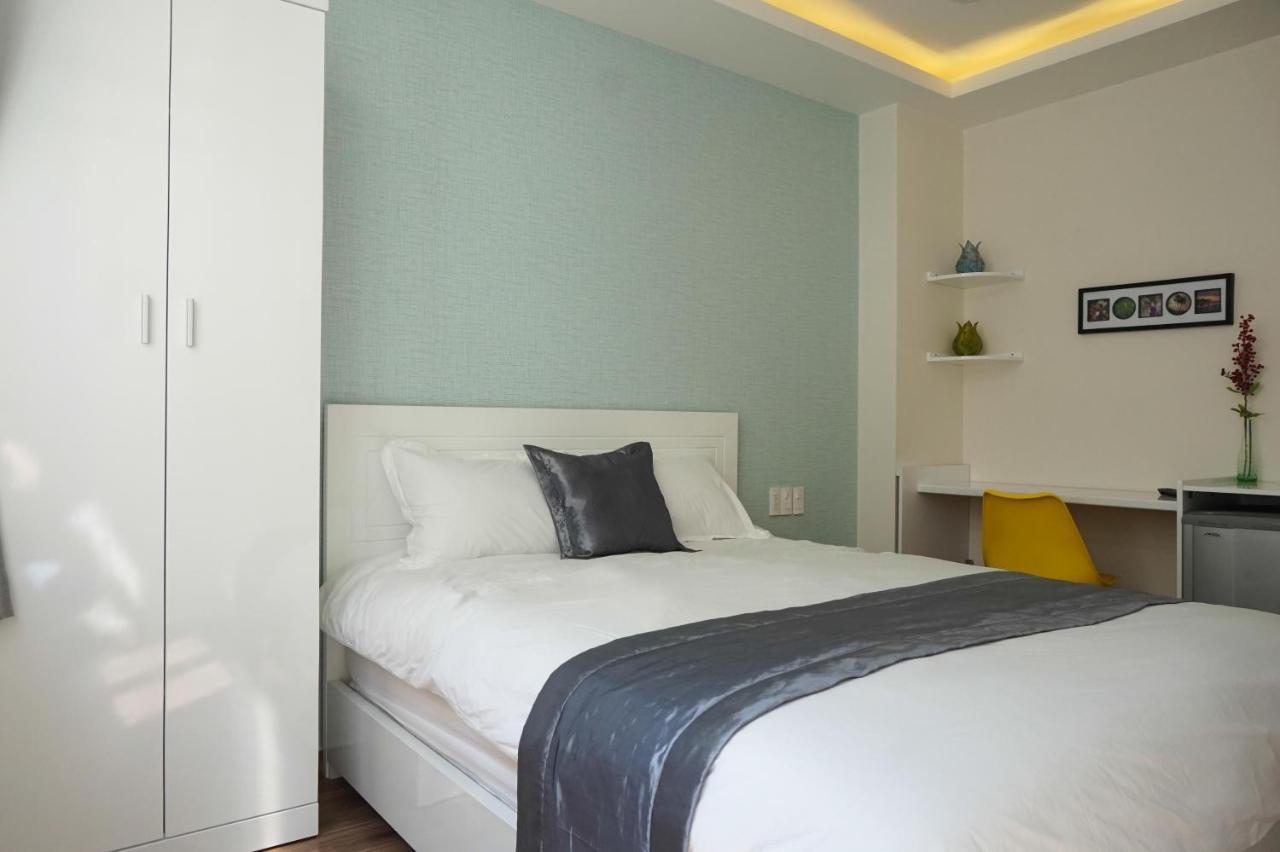 Shinhua Hotel Ho Chi Minh City Exterior photo